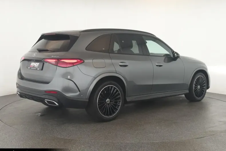 Mercedes-Benz GLC 300 (Clasa GLC) din 2023 cu 63.400 km - oferta MER180388 - foto 4