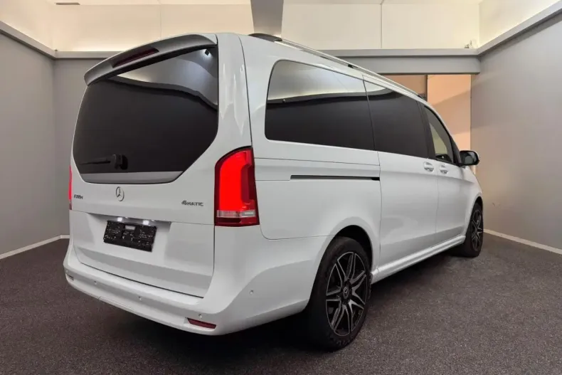 Mercedes-Benz V 300 (Clasa V) din 2022 cu 77.000 km - oferta MER180389 - foto 7