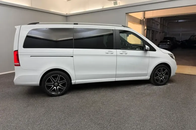 Mercedes-Benz V 300 (Clasa V) din 2022 cu 77.000 km - oferta MER180389 - foto 8