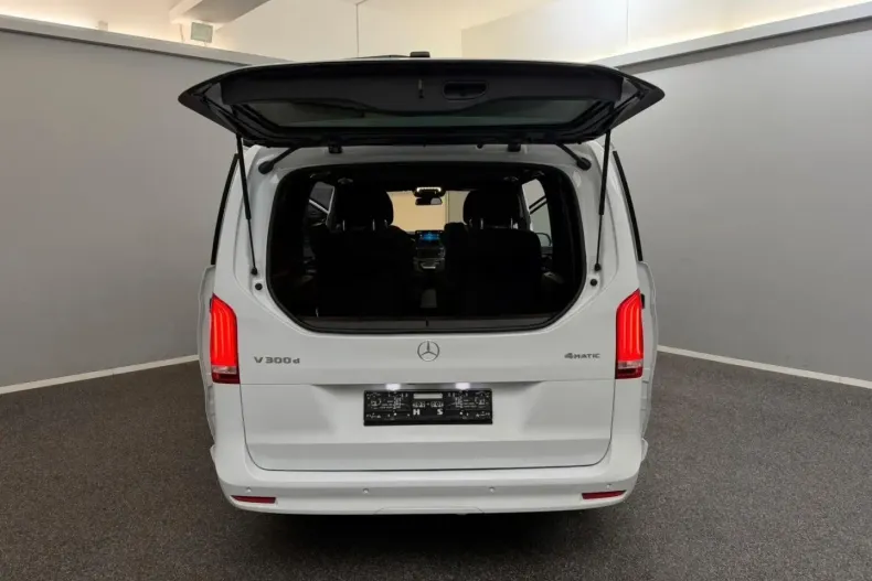 Mercedes-Benz V 300 (Clasa V) din 2022 cu 77.000 km - oferta MER180389 - foto 18