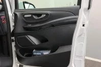 Mercedes-Benz V 300 (Clasa V) din 2022 cu 77.000 km - oferta MER180389 - foto 23