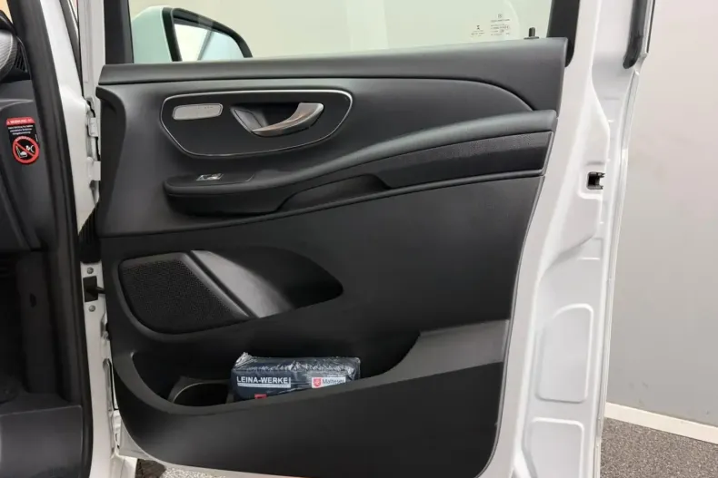 Mercedes-Benz V 300 (Clasa V) din 2022 cu 77.000 km - oferta MER180389 - foto 23