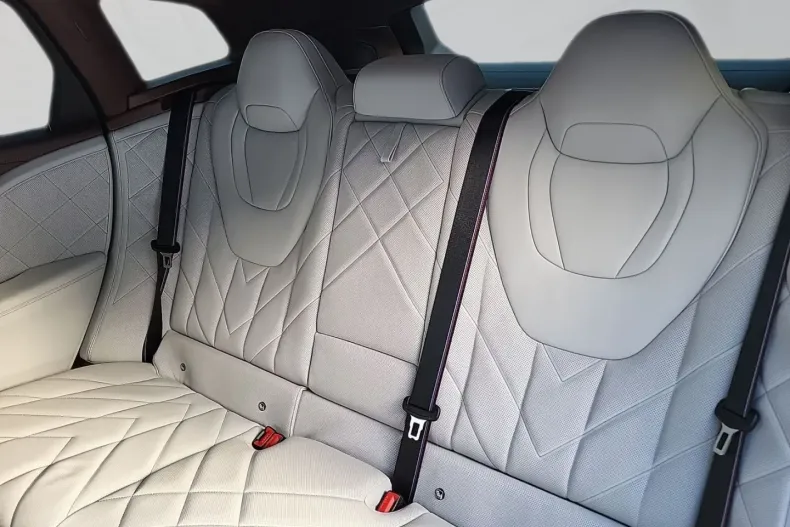 BMW XM din 2025 cu 19.721 km - oferta BMW180393 - foto 7