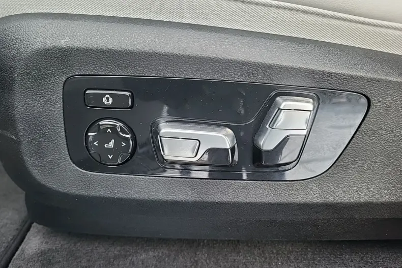 BMW XM din 2025 cu 19.721 km - oferta BMW180393 - foto 12