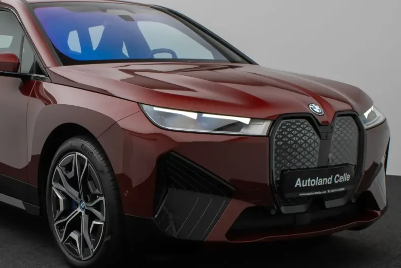 BMW iX (Seria i) din 2022 cu 41.975 km - oferta BMW180394 - foto 16