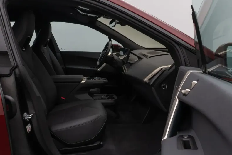 BMW iX (Seria i) din 2022 cu 41.975 km - oferta BMW180394 - foto 23