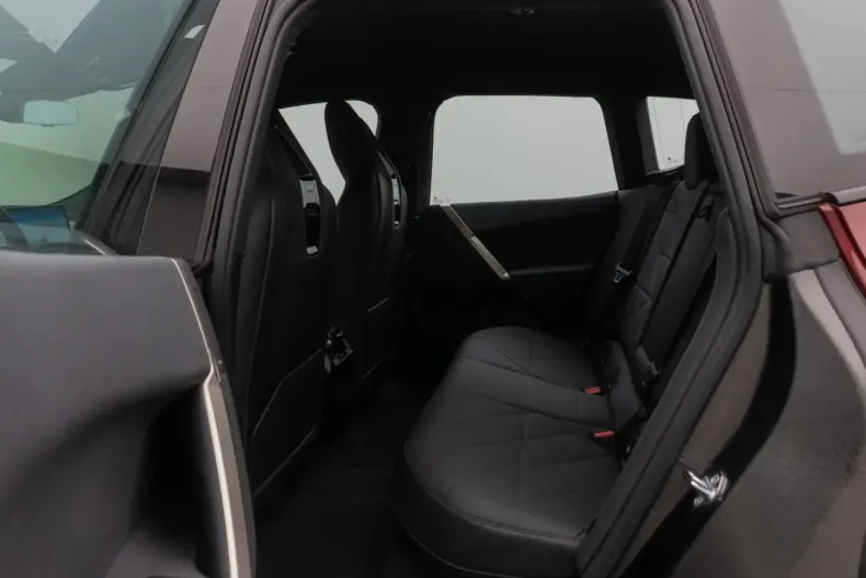 BMW iX (Seria i) din 2022 cu 41.975 km - oferta BMW180394 - foto 24