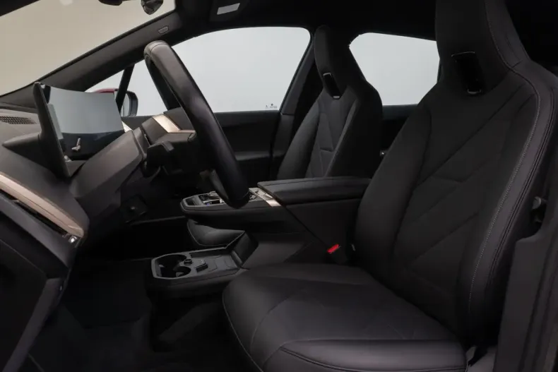 BMW iX (Seria i) din 2022 cu 41.975 km - oferta BMW180394 - foto 33