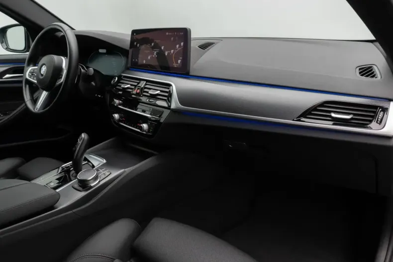 BMW 540 (Seria 5) din 2022 cu 98.845 km - oferta BMW180395 - foto 24