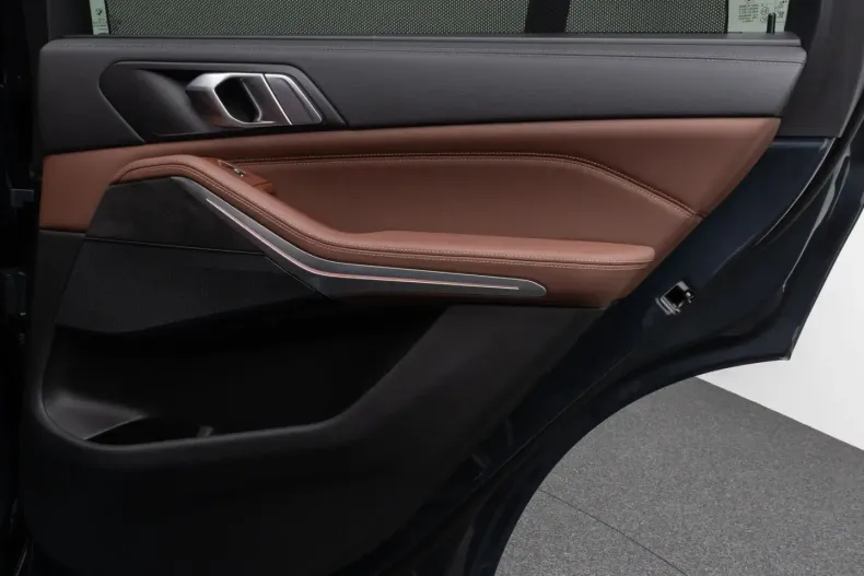 BMW X5 (Seria X) din 2022 cu 50.322 km - oferta BMW180403 - foto 32