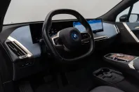 BMW iX (Seria i) din 2022 cu 60.162 km - oferta BMW180404 - foto 20