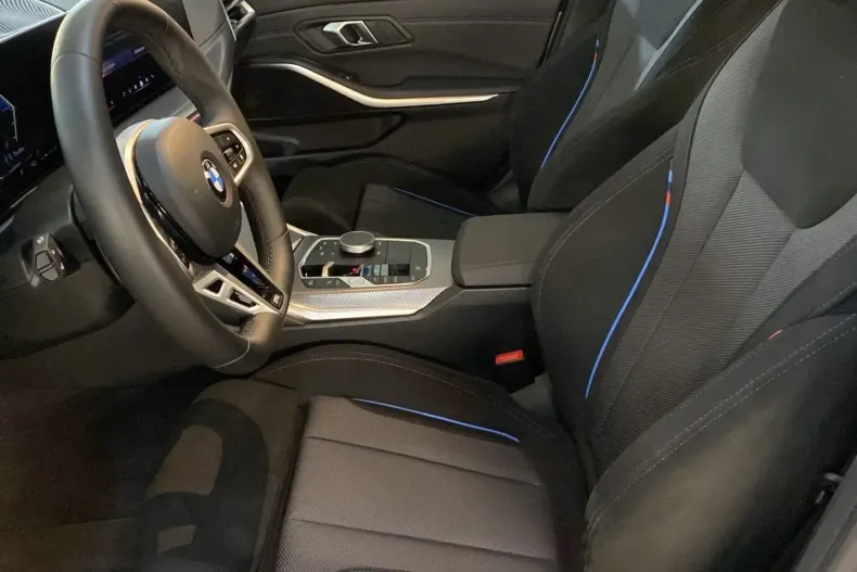 BMW 330 (Seria 3) din 2024 cu 11.534 km - oferta BMW180409 - foto 9