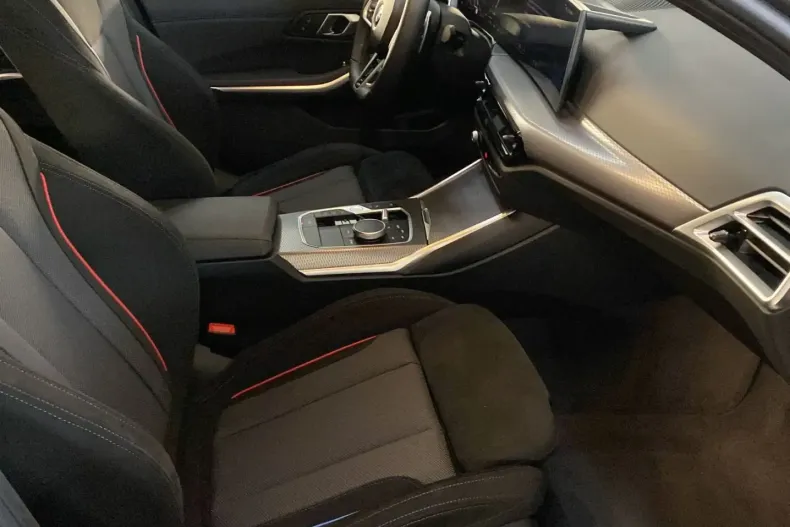 BMW 330 (Seria 3) din 2024 cu 11.534 km - oferta BMW180409 - foto 12