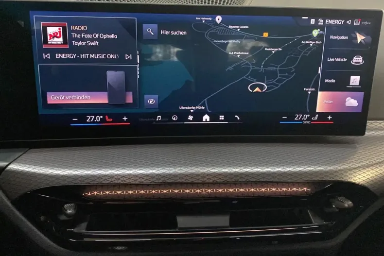 BMW 330 (Seria 3) din 2024 cu 11.534 km - oferta BMW180409 - foto 18