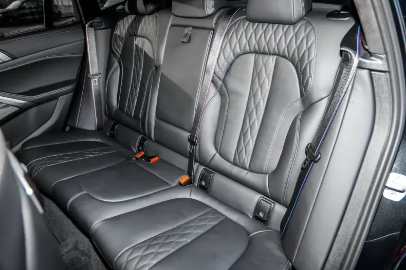 BMW X6 (Seria X) din 2024 cu 34.456 km - oferta BMW180412 - foto 12