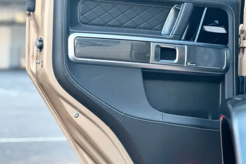 Mercedes-Benz G 500 (Clasa G) din 2023 cu 39.300 km - oferta MER180414 - foto 13