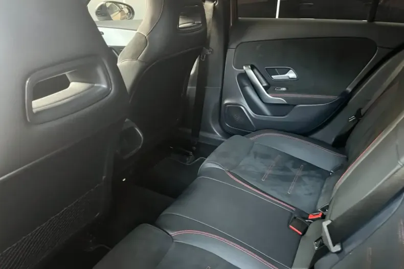 Mercedes-Benz A 250 din 2024 cu 32.000 km - oferta MER180416 - foto 10