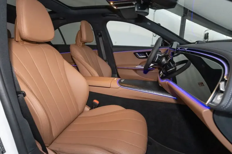 Mercedes-Benz E 200 din 2024 cu 17.840 km - oferta MER180421 - foto 10