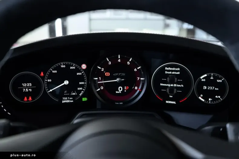 Porsche 992 din 2024 cu 29.928 km - oferta POR180431 - foto 18