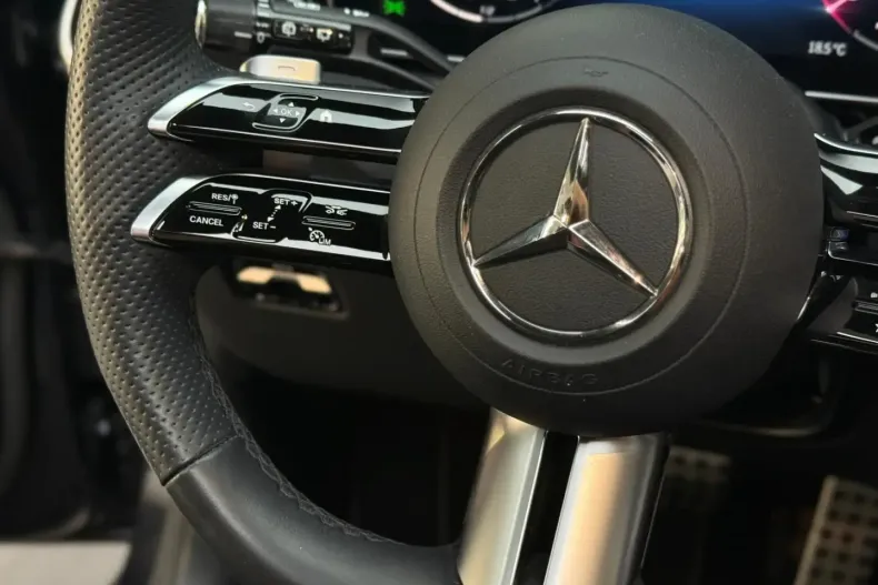 Mercedes-Benz GLC 300 (Clasa GLC) din 2024 cu 60.000 km - oferta MER180432 - foto 16