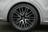 Porsche Cayenne din 2024 cu 16.000 km - oferta POR180435 - foto 14