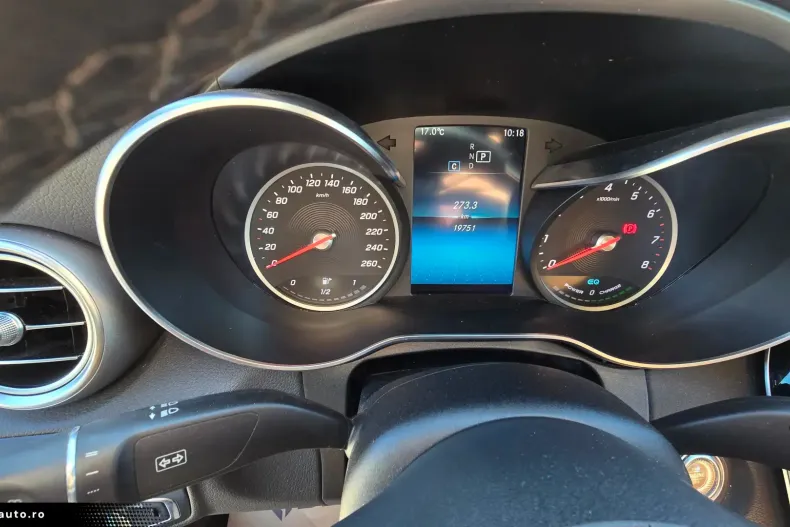 Mercedes-Benz C 200 (Clasa C) din 2022 cu 19.751 km - oferta MER180439 - foto 11