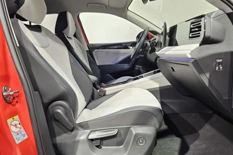 Volkswagen Tiguan din 2024 cu 43.300 km - oferta VOL180440 - foto 10