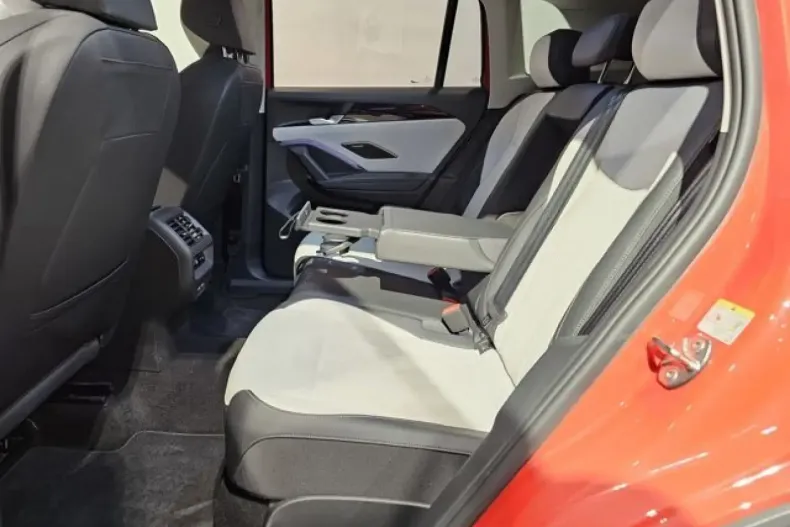 Volkswagen Tiguan din 2024 cu 43.300 km - oferta VOL180440 - foto 11