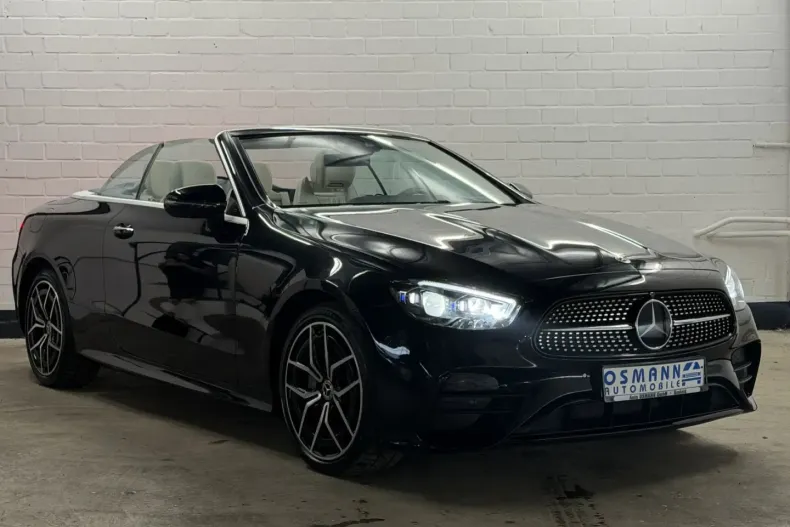 Mercedes-Benz E 300 (Clasa E) din 2023 cu 43.452 km - oferta MER180442 - foto 1