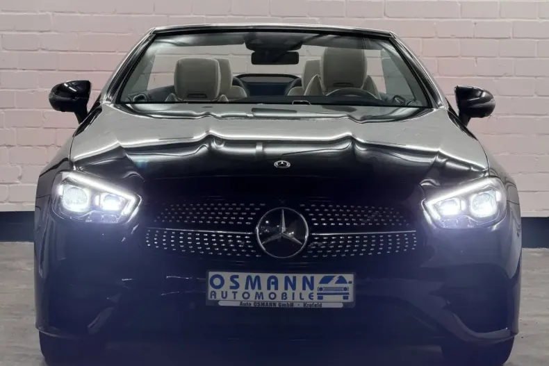 Mercedes-Benz E 300 (Clasa E) din 2023 cu 43.452 km - oferta MER180442 - foto 4