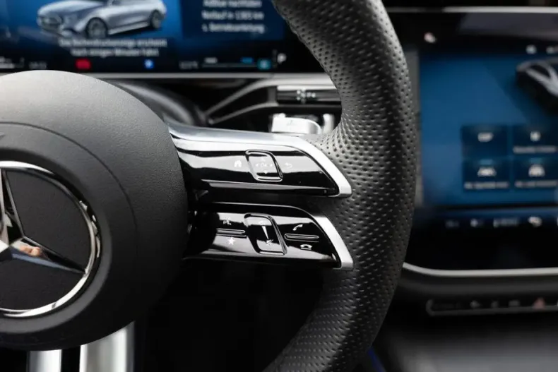 Mercedes-Benz E 220 din 2025 cu 14.886 km - oferta MER180445 - foto 16