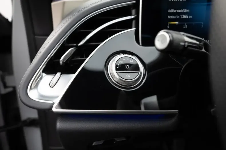 Mercedes-Benz E 220 din 2025 cu 14.886 km - oferta MER180445 - foto 19