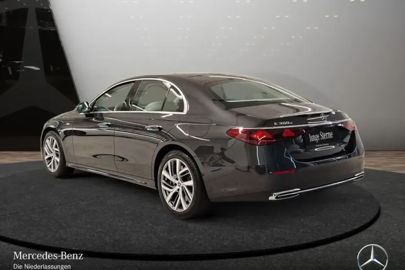 Mercedes-Benz E 300 (Clasa E) din 2025 cu 7.658 km - oferta MER180447 - foto 7