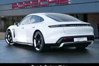 Porsche Taycan din 2022 cu 22.650 km - oferta POR180448 - foto 6