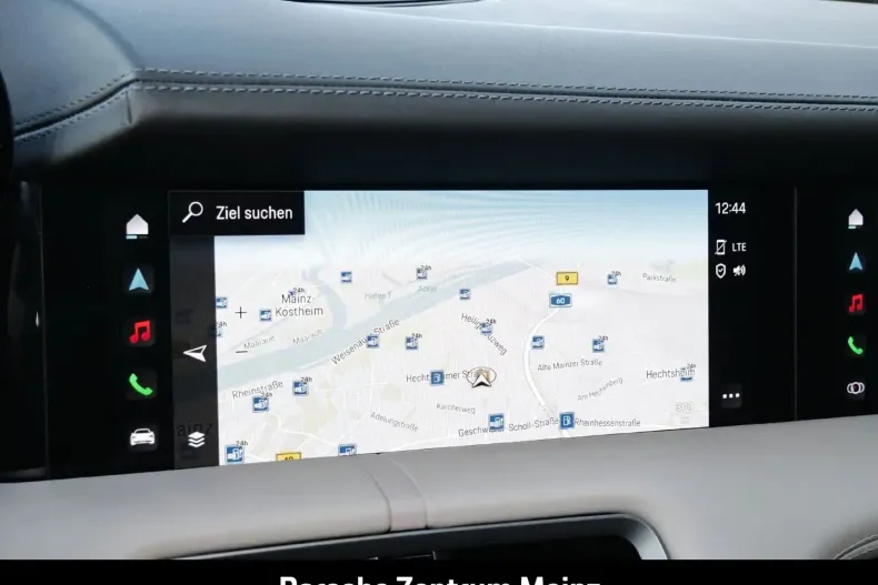 Porsche Taycan din 2022 cu 22.650 km - oferta POR180448 - foto 16