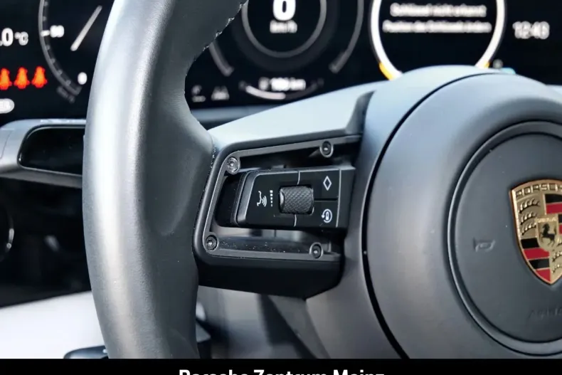 Porsche Taycan din 2022 cu 22.650 km - oferta POR180448 - foto 20