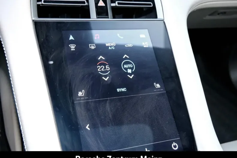 Porsche Taycan din 2022 cu 22.650 km - oferta POR180448 - foto 21