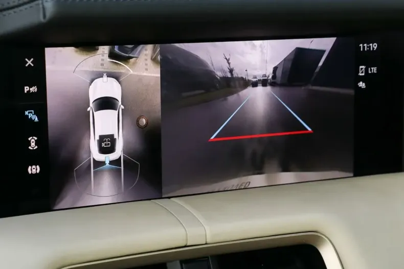 Porsche Taycan din 2022 cu 29.900 km - oferta POR180449 - foto 18