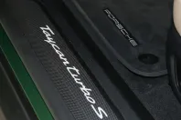 Porsche Taycan din 2022 cu 29.900 km - oferta POR180449 - foto 25