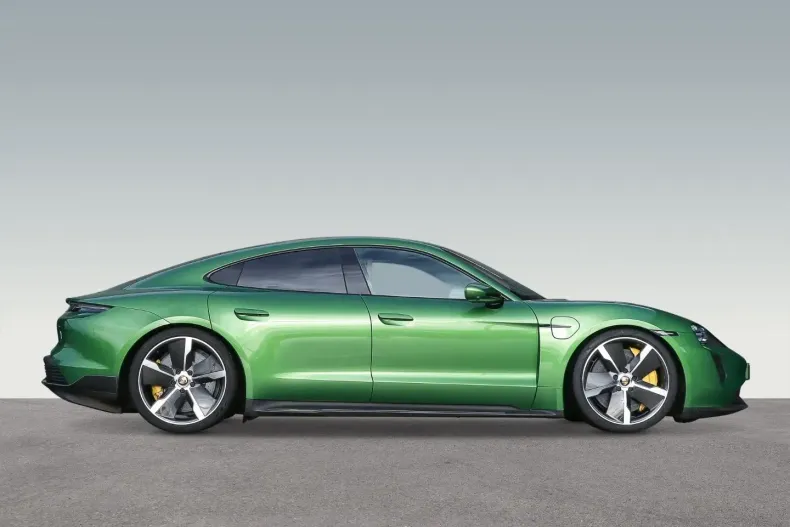 Porsche Taycan din 2022 cu 29.900 km - oferta POR180449 - foto 30