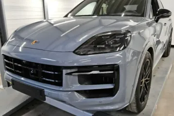 Porsche Cayenne din 2024 - oferta POR180453