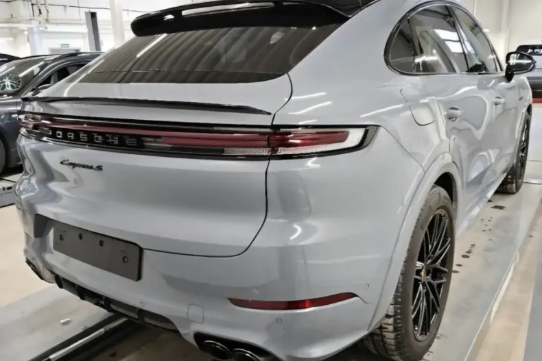 Porsche Cayenne din 2024 cu 29.999 km - oferta POR180453 - foto 2