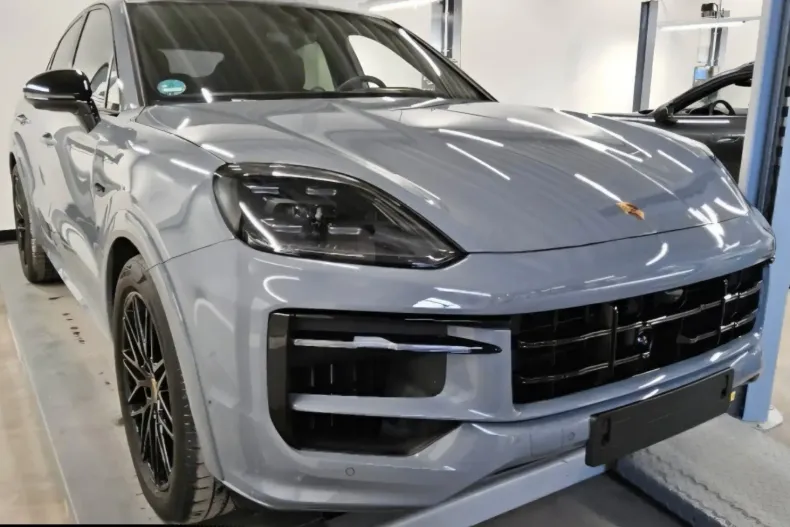 Porsche Cayenne din 2024 cu 29.999 km - oferta POR180453 - foto 4