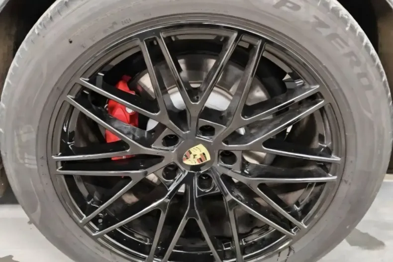 Porsche Cayenne din 2024 cu 29.999 km - oferta POR180453 - foto 8