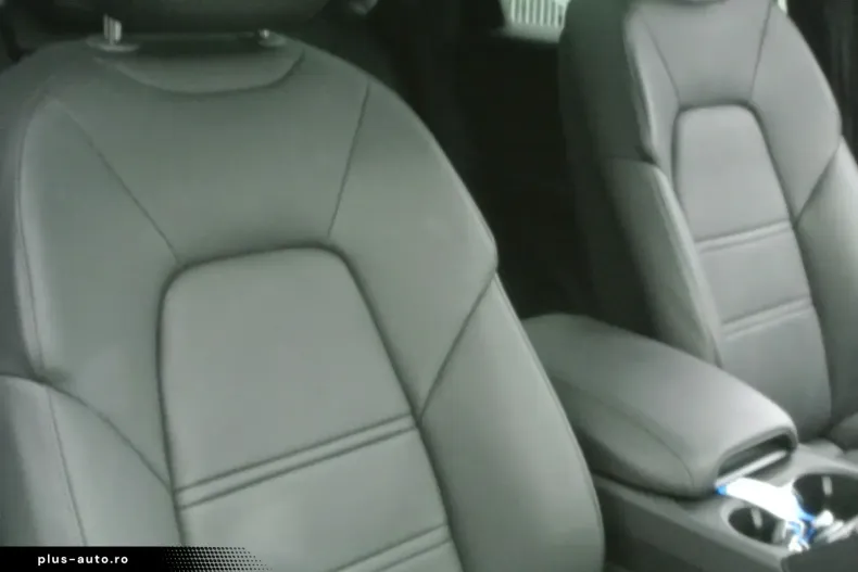 Porsche Cayenne din 2025 cu 6.999 km - oferta POR180460 - foto 11