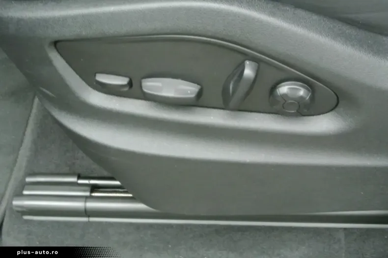 Porsche Cayenne din 2025 cu 6.999 km - oferta POR180460 - foto 15