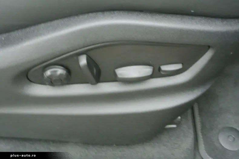 Porsche Cayenne din 2025 cu 6.999 km - oferta POR180460 - foto 16