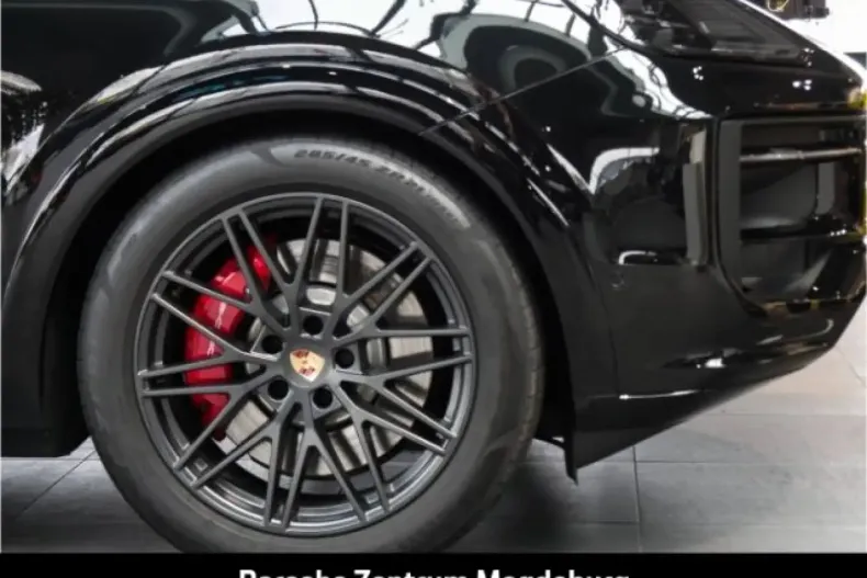 Porsche Cayenne din 2025 cu 19.999 km - oferta POR180461 - foto 12