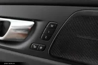 Volvo XC60 din 2021 cu 129.960 km - oferta VOL180465 - foto 22