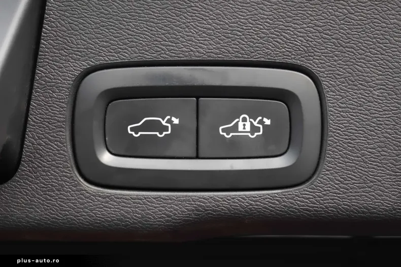 Volvo XC60 din 2021 cu 129.960 km - oferta VOL180465 - foto 36